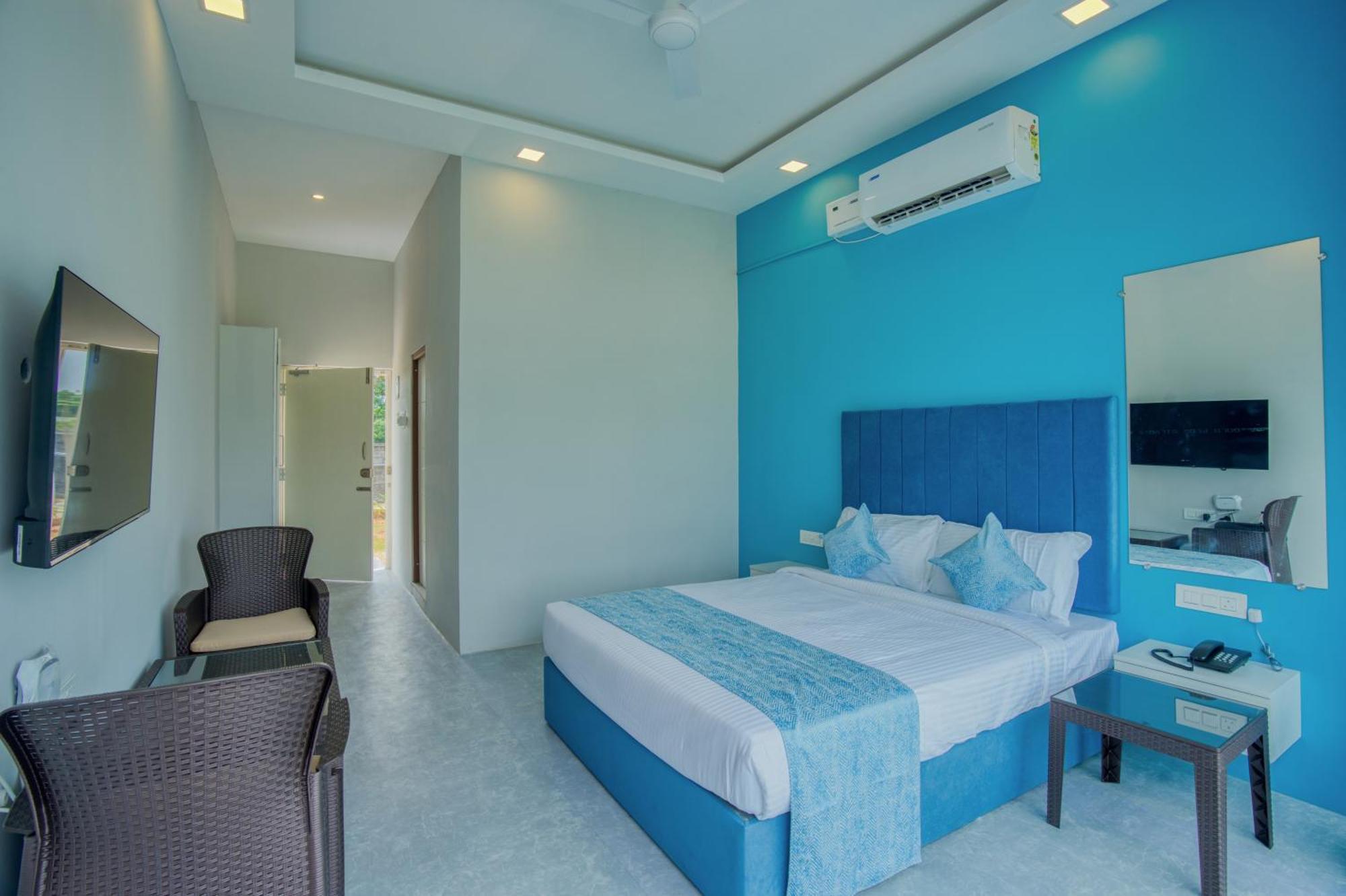 Seaborne Beach Resort Ауровиль Экстерьер фото